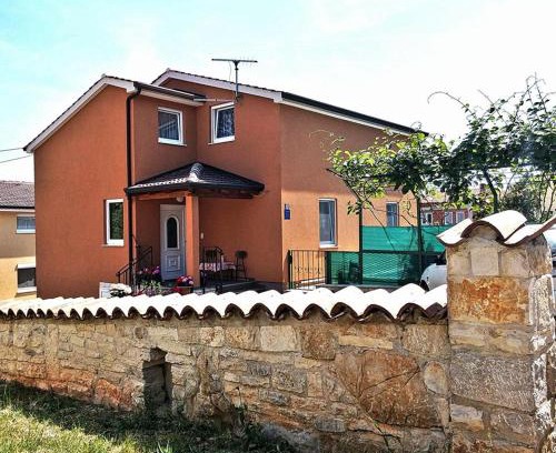 Nova Vas Apartment | Apartments Pranjic with Pool