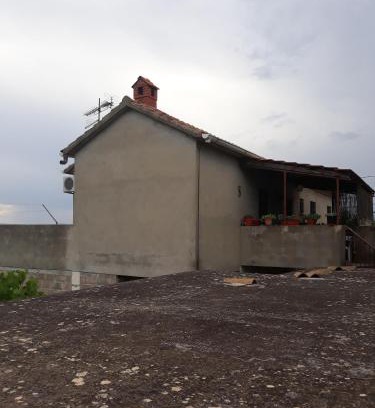Mirce Apartment | Apartments with a parking space Mirca, Brac - 15683