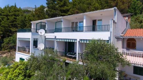 Brela Apartment | Apartments with parking space Brela, Makarska - 11687