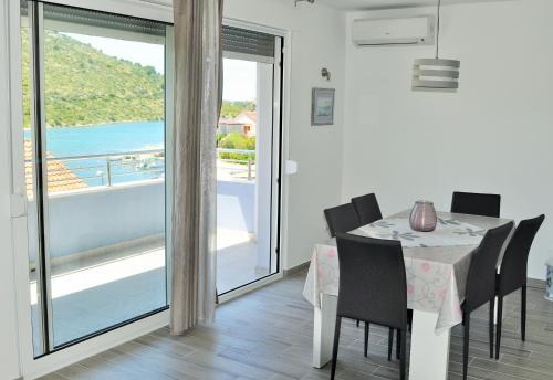 Podglavica Apartment | Apartments Zora