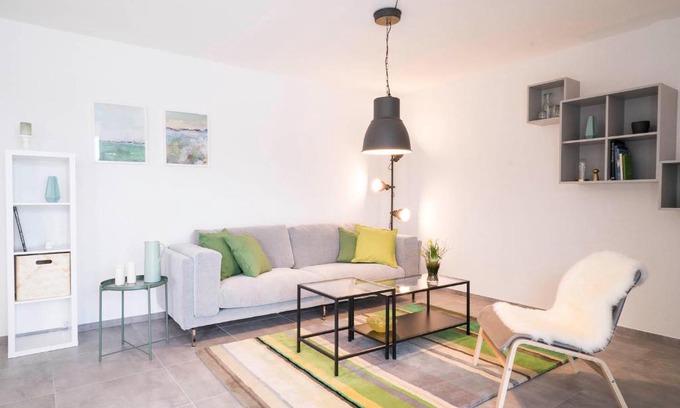 Oflingen Apartment | ApartWehr Business&Ferien Apartment Grün
