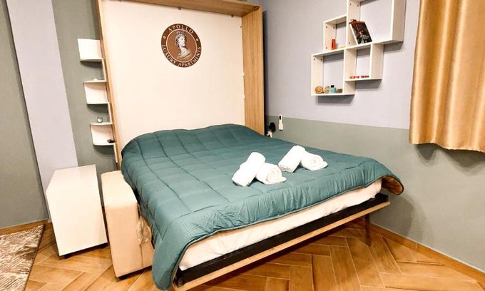 Katerini Apartment | Apollo 4 - Luxury Apartment (City Center Studio)