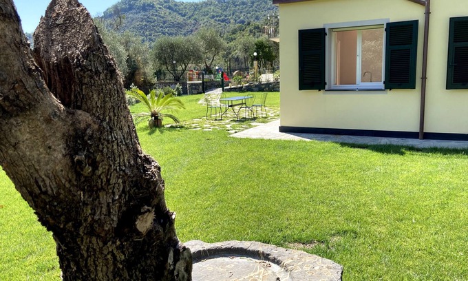 Leivi Apartment | App. ground floor Pitosforo-large garden