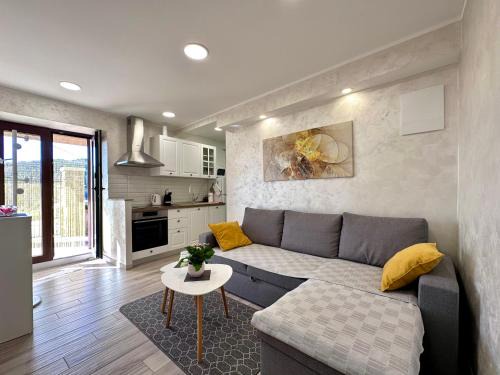 Sveti Bartol Apartment | App Parenzana