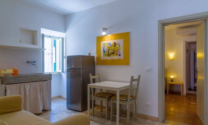 Portoferraio Old Town Apartment | APP.TI DIETRO L'ANGOLO - DIETRO L'ANGOLO N.1