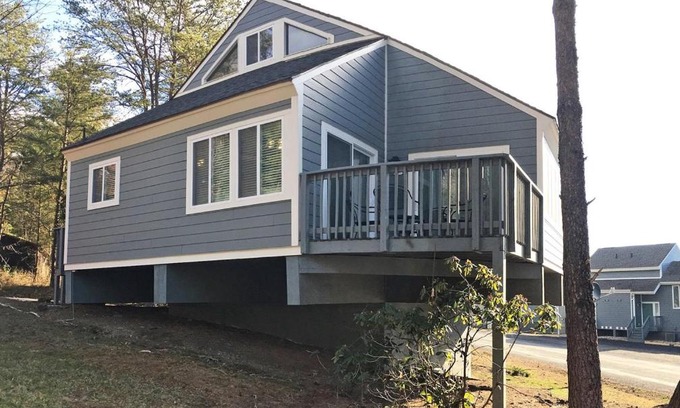 Basye House | Appalachian Retreat on the Edge of Shenandoah Valley