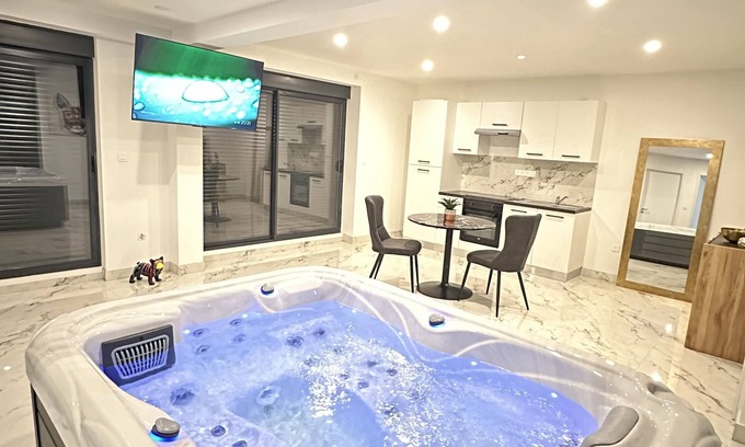 Chatenois Apartment | Apparemment 70m2 Jacuzzi spa Douche Italienne Terrasse Netflix
