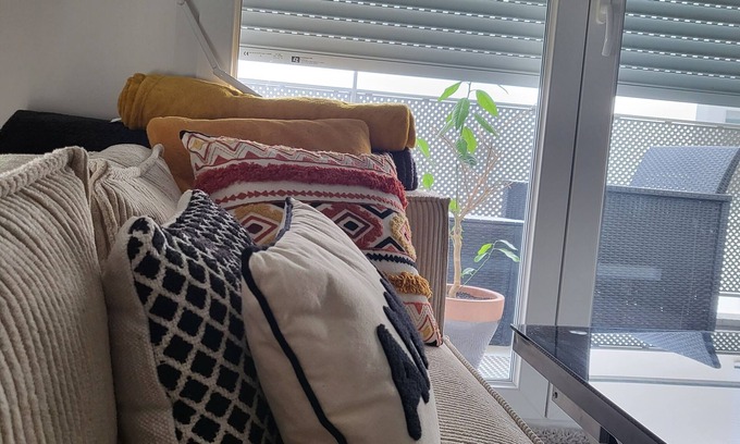 Athis-Mons Apartment | Apparemment Récent,dans un Cartier Calme, Face à la Gare RER C à 10min de Paris