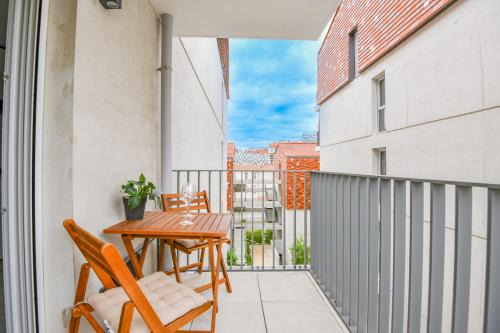La Joliette Apartment | Appart 1 ch avec balcon et parking à la Joliette