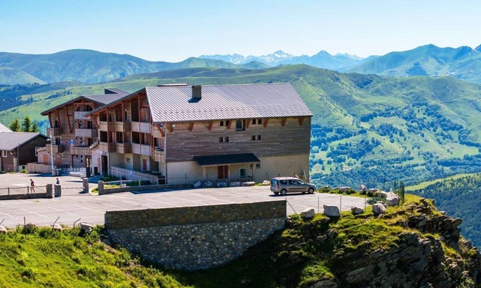 Pla d'Adet Condo | Appart 50m du Télécabine | Accès Piscine + Sauna!