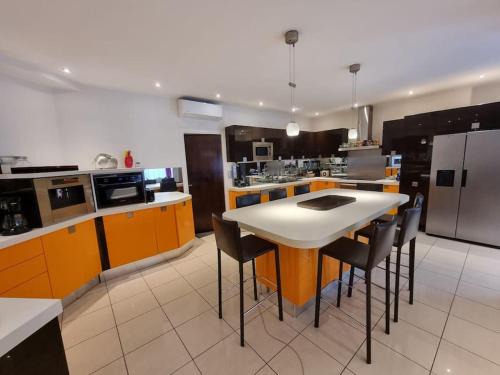 Joinville-le-Pont Apartment | Appart 6 pers joinville Bois de Vincennes