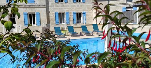 Chaniers House | Appart' Nature L'ESCALE - Saintes - Piscine, Parking, Terrasse, Wifi