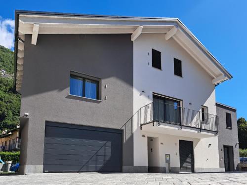 Morbegno Apartment | Appartamento Aurora in Valtellina - Accogliente alloggio tra lago e montagna