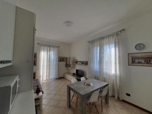 Parabiago Apartment | Appartamento in stazione Parabiago