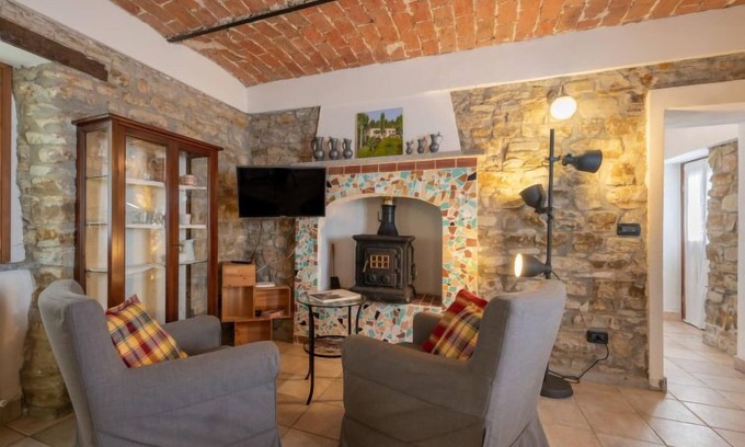 Monastero Bormida Apartment | Appartamento Galli by Interhome
