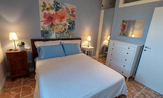 Villafranca di Verona Apartment | Appartamento - Lì de Là tra i fiori