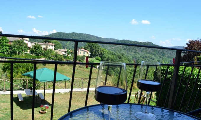 Monticiano Apartment | Appartamento La Chiusa
