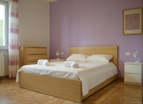 Besozzo Apartment | Appartamento ristrutturato con piccola vista lago