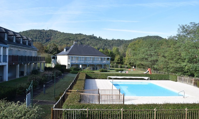 Argentat Apartment | Appartement T2 Chez FLO C123 Argentat SUR Dordogne