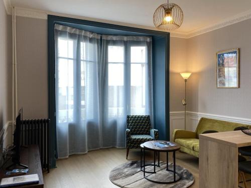 Vieux Vichy Apartment | Appartement Équipé au Cœur de Vichy – Confort et Praticité - FR-1-489-366