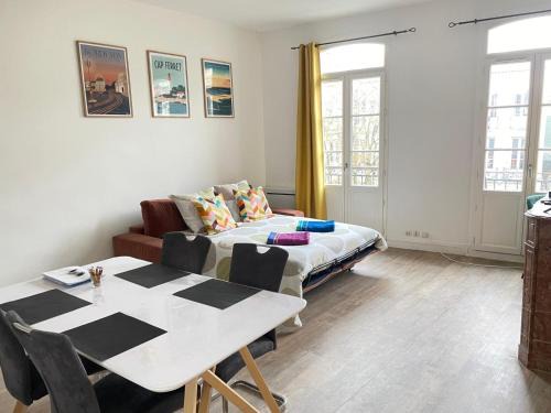 Hotel de Ville - Quinconces Apartment | Appartement 1 Chambre au Cœur de Bordeaux