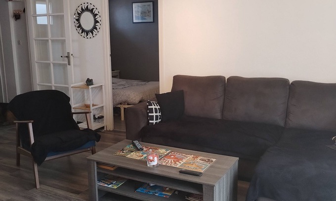 Saint-Nazaire Apartment | Appartement a 100 m de la Plage