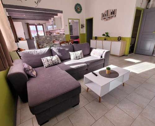 Valros Apartment | Appartement agréable et spacieux ensoleillé