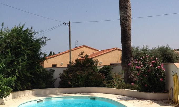 Villemolaque Apartment | Appartement Atypique Avec Piscine Dans Maison de Maître