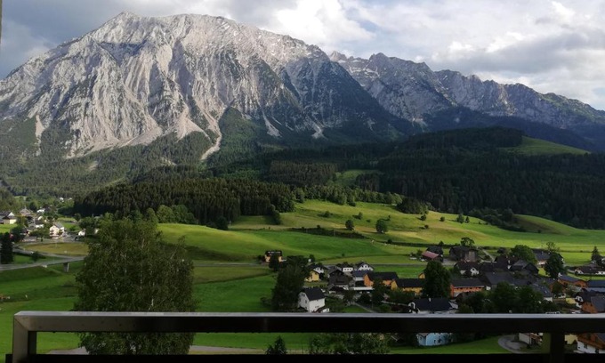 Tauplitz Apartment | Appartement Bergblick