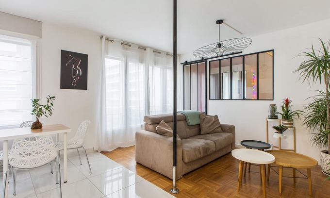 Zola - Pressense Apartment | Appartement Cérame - Welkeys