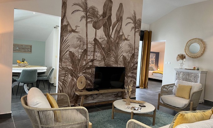 La Saline Les Bains Apartment | Appartement Cosy Front de mer Accès Direct sur la Plage