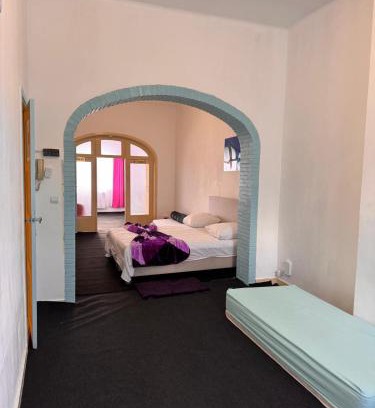 Sint-Jans-Molenbeek Apartment | Appartement confort accueillant 8 à 10 personnes - hébergement touristique à Bruxelles