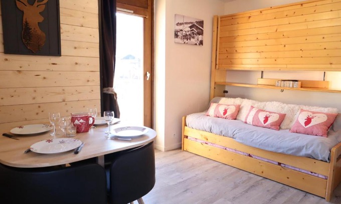 Les Gets Apartment | Appartement cosy dans le centre du village, proche pistes et ESF, avec balcon et équipements complets - FR-1-623-286