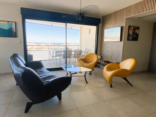 Le Port Apartment | Appartement de luxe 4 étoiles avec climatisation et parking à Canet-Plage - FR-1-750-74