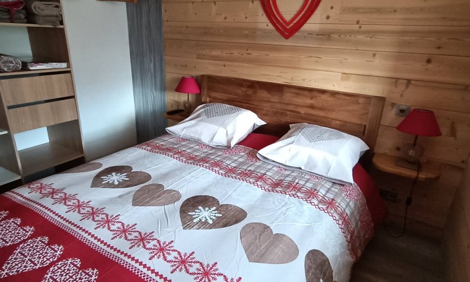 Saint-Girod House | Appartement Dans Maison. Calme et Reposant