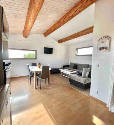 Rognac Apartment | Appartement de 2 à 6 personnes 3 chambres proche Aéroport Marseille Marignane -confortable - et tout équipé