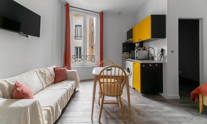 Republique Apartment | Appartement design Centre Ville proche Thermes