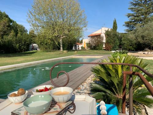 Valergues Apartment | Appartement Duplex dans Petit Mas calme