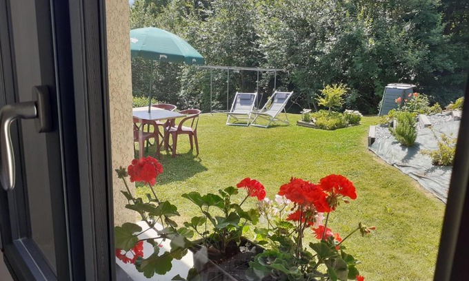 Thenesol Apartment | Appartement en rez de jardin
