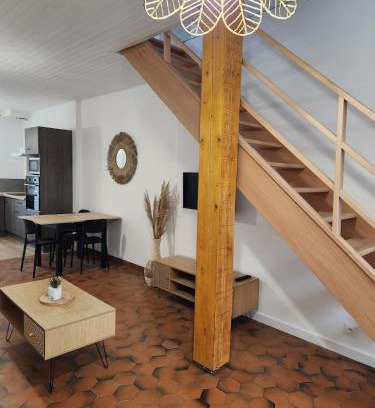 Villeneuve-la-Comptal Apartment | Appartement refait à neuf