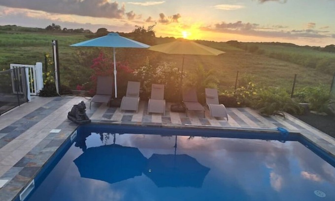 Le Moule Apartment | Appartement "hibiscus" Avec vue et Piscine