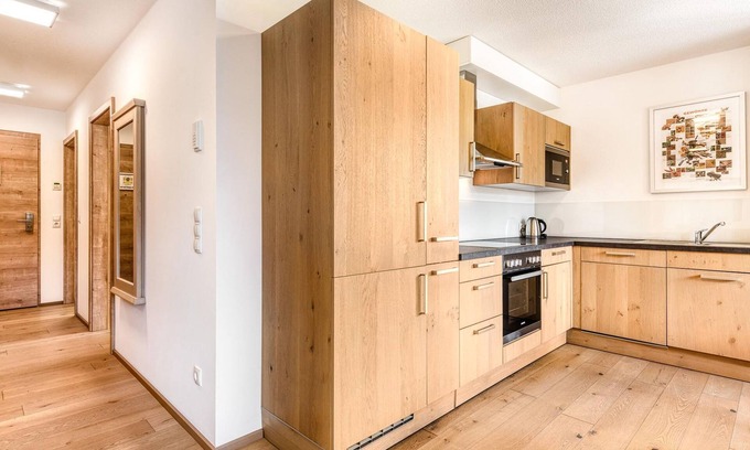 Sonntag Apartment | Appartement Kellaspitze - apartment/apartment, shower, WC, balcony