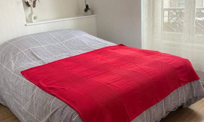 Le Bourget Apartment | Appartement Lumineux 3 Pièces au Pied de la Gare RER du Bourget