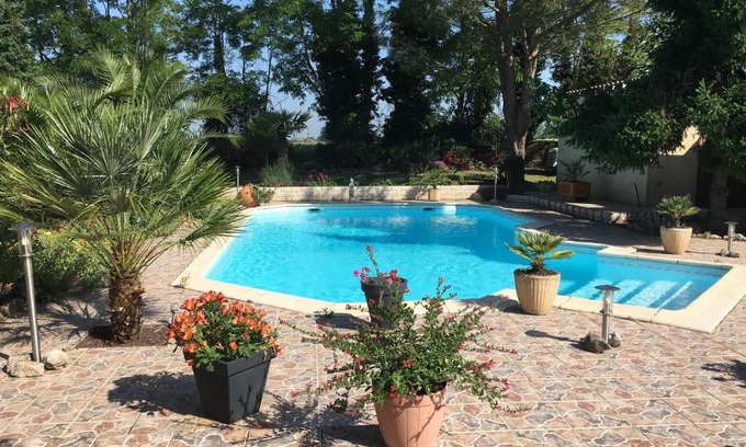 Serignac Apartment | Appartement mansardé et climatisé 50 m2