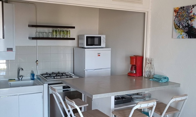 Moulin a Vent Apartment | Appartement Meublé Lumineux à 15 min des Plages