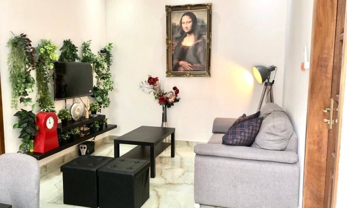 Lingwala Apartment | Appartement Moderne, 1 Chambre, Bandal ,