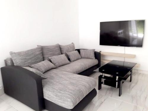Le Lamentin Apartment | Appartement moderne au cœur du Lamentin/65m²/Terrasse