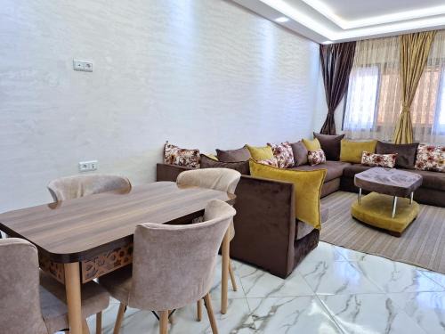 Oulad Khallouf Apartment | Appartement Neuf et Lumineux à Tanger Proche Stade Gare Routière