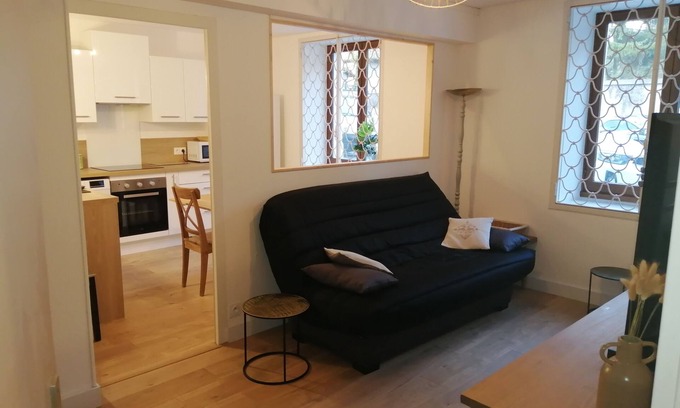 Vizille Apartment | Appartement Neuf Pour 6 Personnes Face au Parc du Château