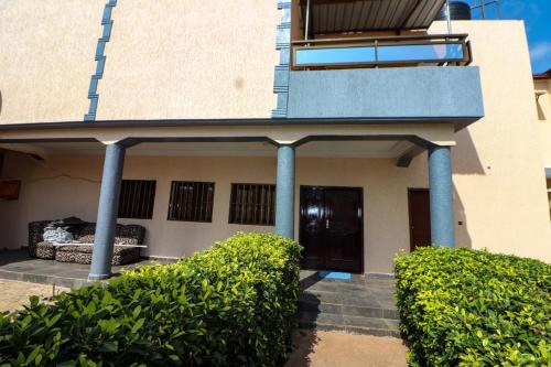 Adetikope Villa | Appartement Nika
